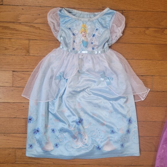 Set of 3 Disney Princess 2T Nightgowns - Picture 5 of 6
